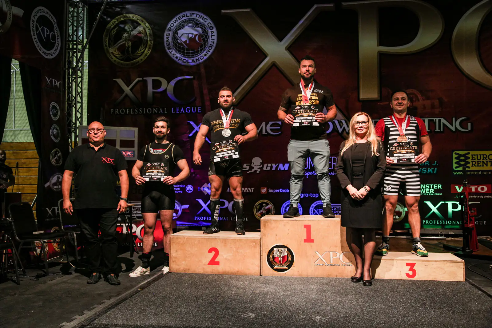 Mariusz Marszalik na najwyższym stopniu podium zawodów federacji XPC